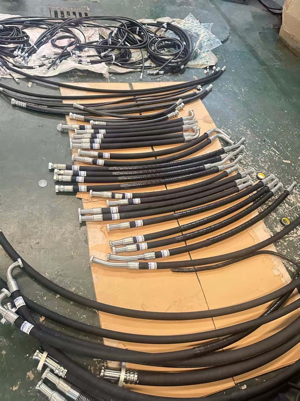 200-7 Full Vehicle Oil Pipe factory