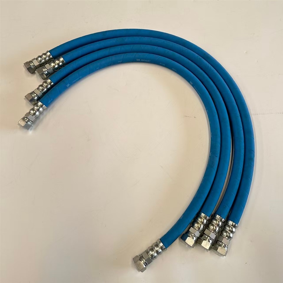 Blue Hydraulic Oil Pipe